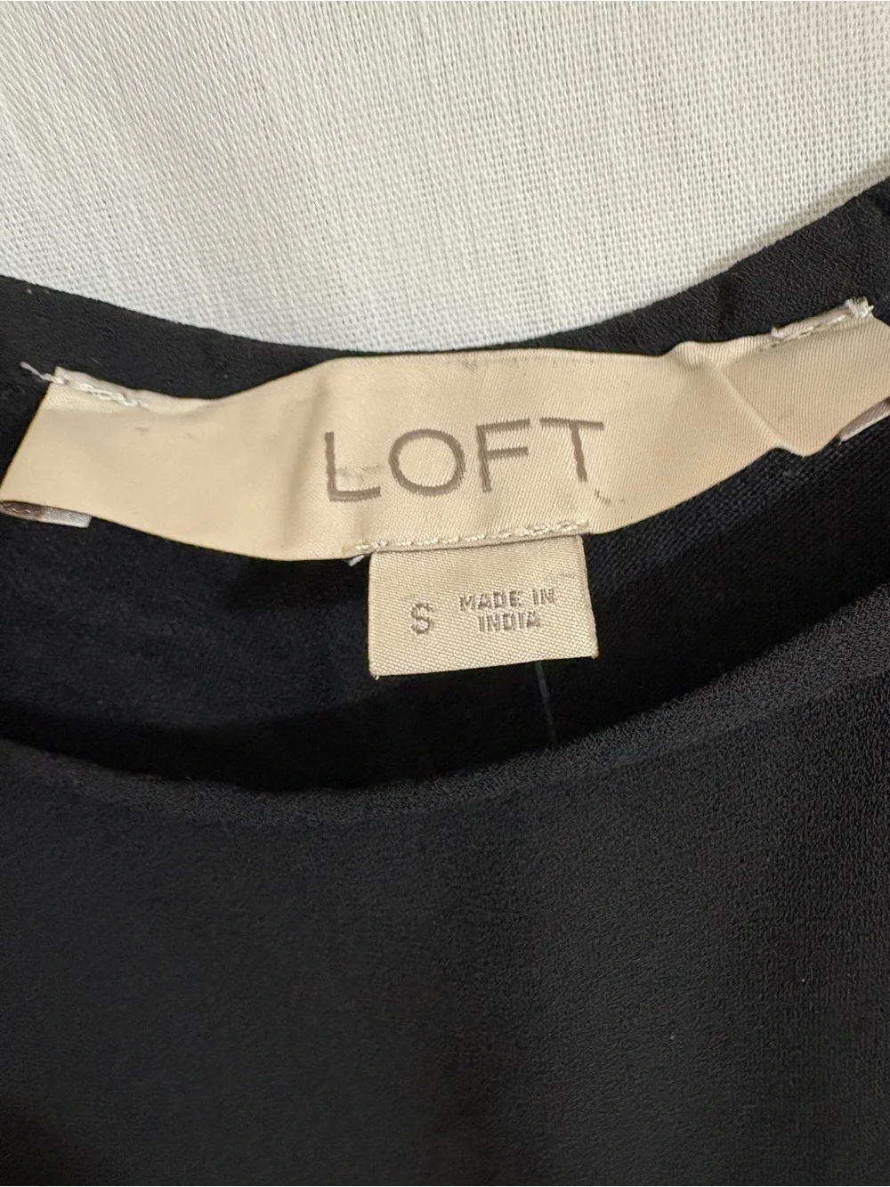 LOFT NWT Petal Sleeve Mixed Media Blouse Black Size S Style 452258